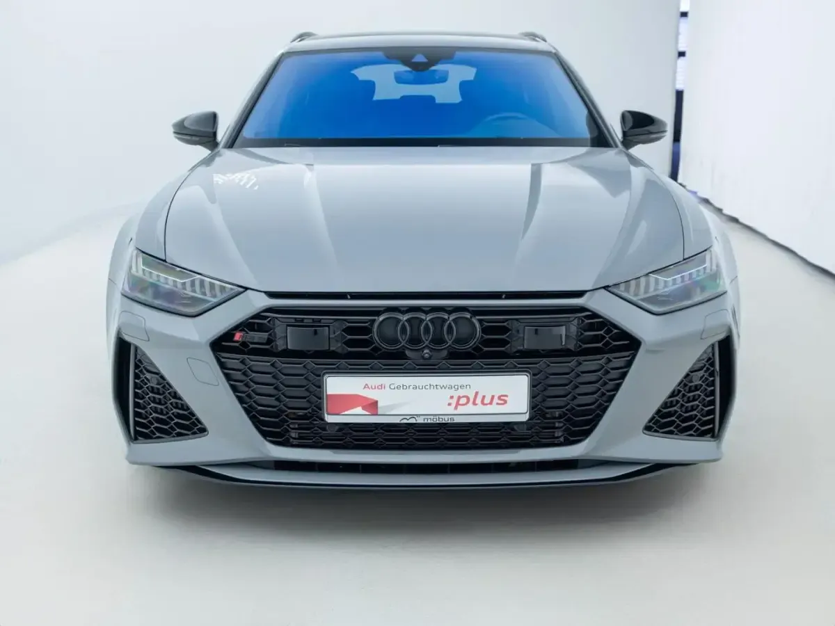 Gebraucht Audi RS6 Ambiente 600 PS (441 kW) 2023 Nardograu Kombi