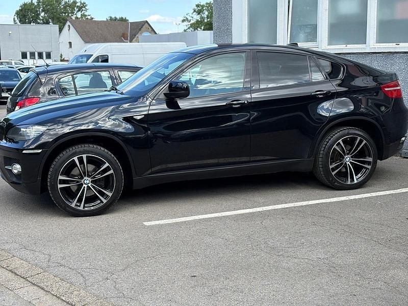 Schwarz Gebraucht 2011 BMW X6 SUV | 18.500 € - Bild 1/4