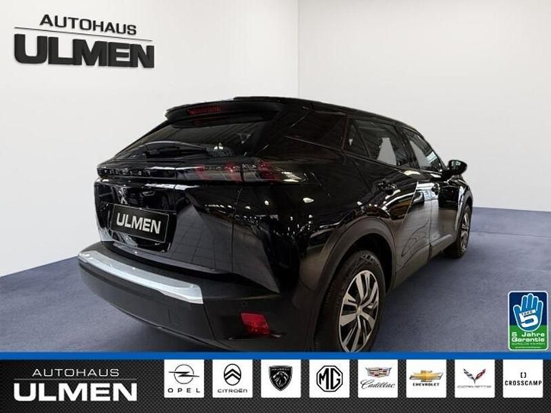 Gebraucht Peugeot e-2008 Active 100 kW (136 PS) 2022 Schwarz SUV