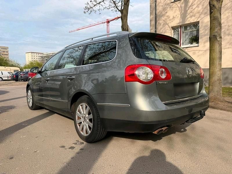 Second-hand VW Passat 160 CP (117 kW) 2009 Gri Break
