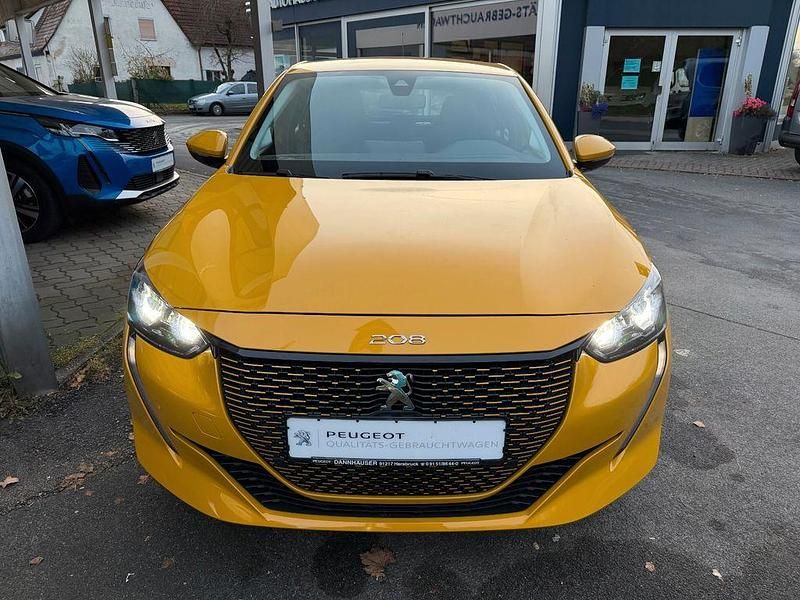 Gebraucht Peugeot e-208 Active 100 kW (136 PS) 2021 Farogelb Kleinwagen