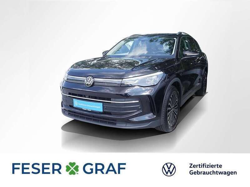 Deep black perleffekt Gebraucht 2024 VW Tiguan Life SUV | 35.880 € (Fairer Preis) - Bild 1/2