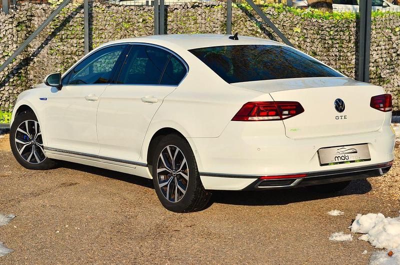 Gebraucht VW Passat GTE 156 PS (114 kW) 2021 Weiß Limousine