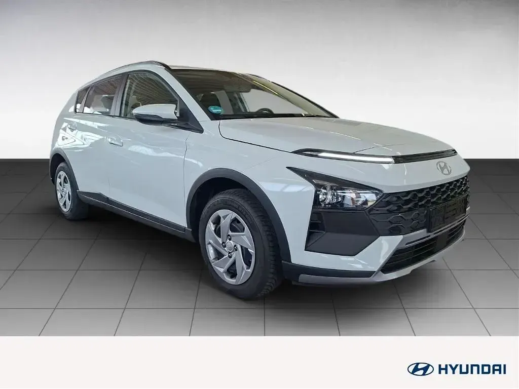 Gebraucht Hyundai Bayon Select 101 PS (74 kW) 2025 Weiss SUV