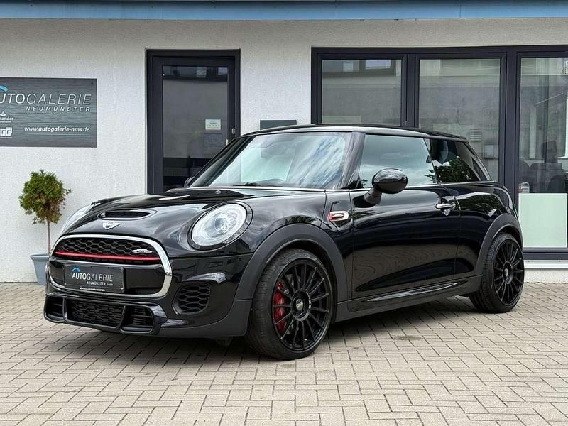 Midnight black metallic Gebraucht 2015 Mini John Cooper Works Kleinwagen | 17.480 € (Fairer Preis) - Bild 1/4