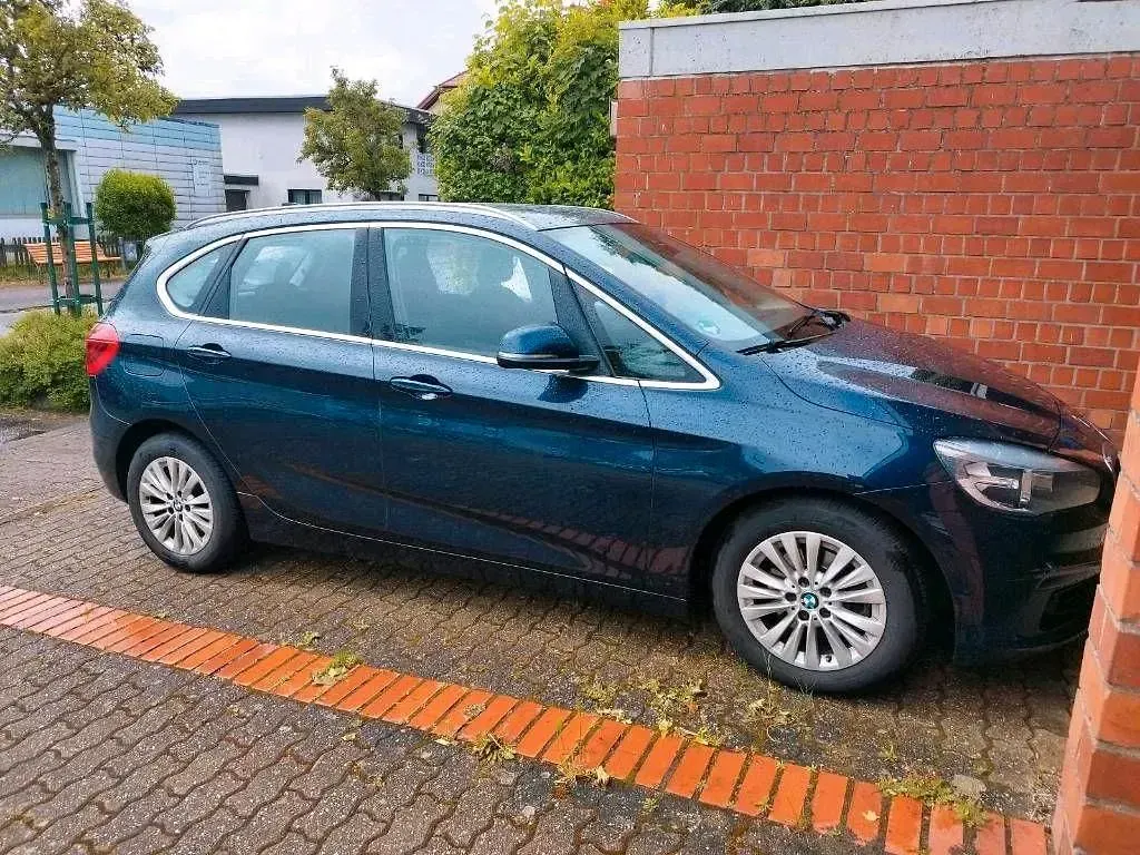 Gebraucht BMW 216 Active Tourer Advantage 116 PS (85 kW) 2017 Blau Van / Kleinbus