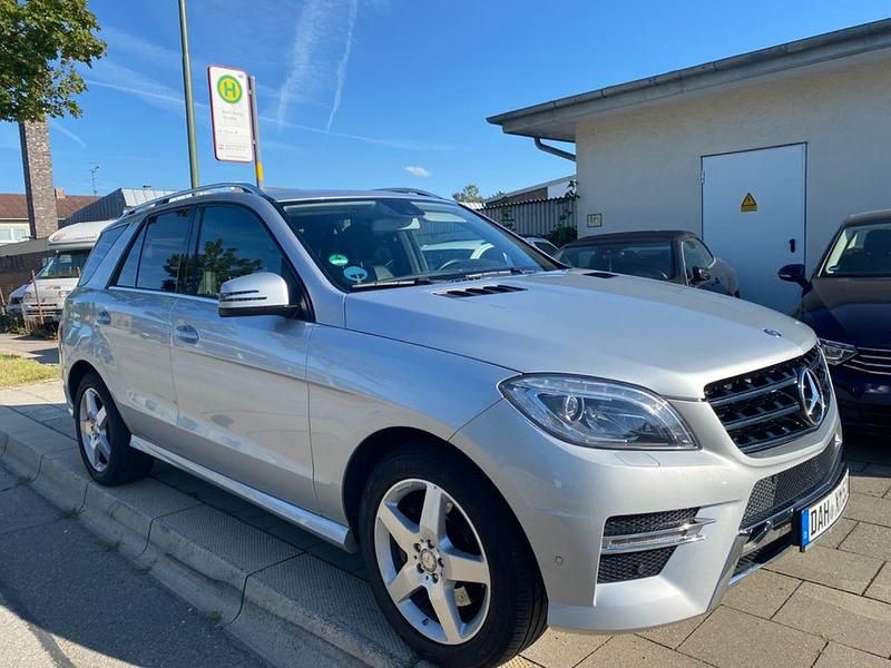 Gebraucht Mercedes ML350 258 PS (189 kW) 2015 Silber SUV