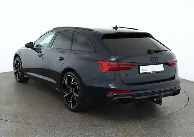 Używany Audi S6 Ambiente 349 KM (256 kW) 2020 Niebieski Kombi