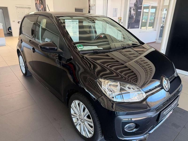 Usata VW up! 65 CV (47 kW) 2017 Nero Utilitaria