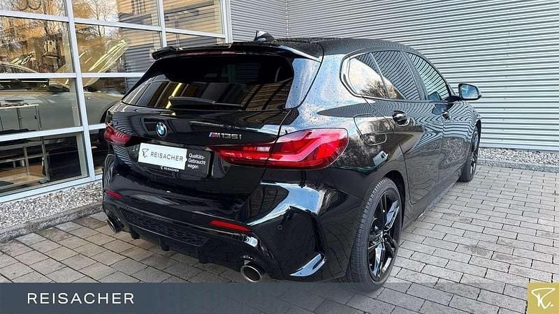 Gebraucht BMW 135 306 PS (225 kW) 2023 Saphirschwarz metallic Kleinwagen