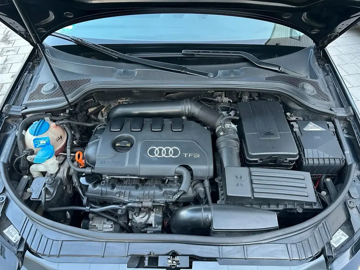Gebraucht Audi A3 Attraction 160 PS (117 kW) 2008 Schwarz Kleinwagen