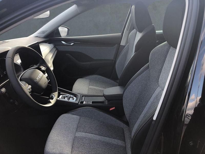 Neu Skoda Octavia Selection 150 PS (110 kW) 2025 Schwarz Limousine