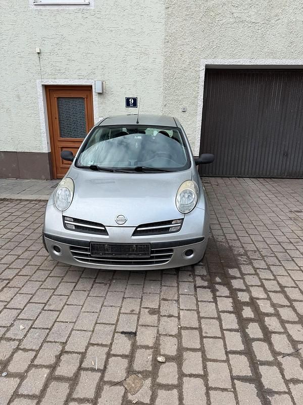 Braun Gebraucht 2006 Nissan Micra Coupé | 1.100 € (Guter Preis) - Bild 1/4