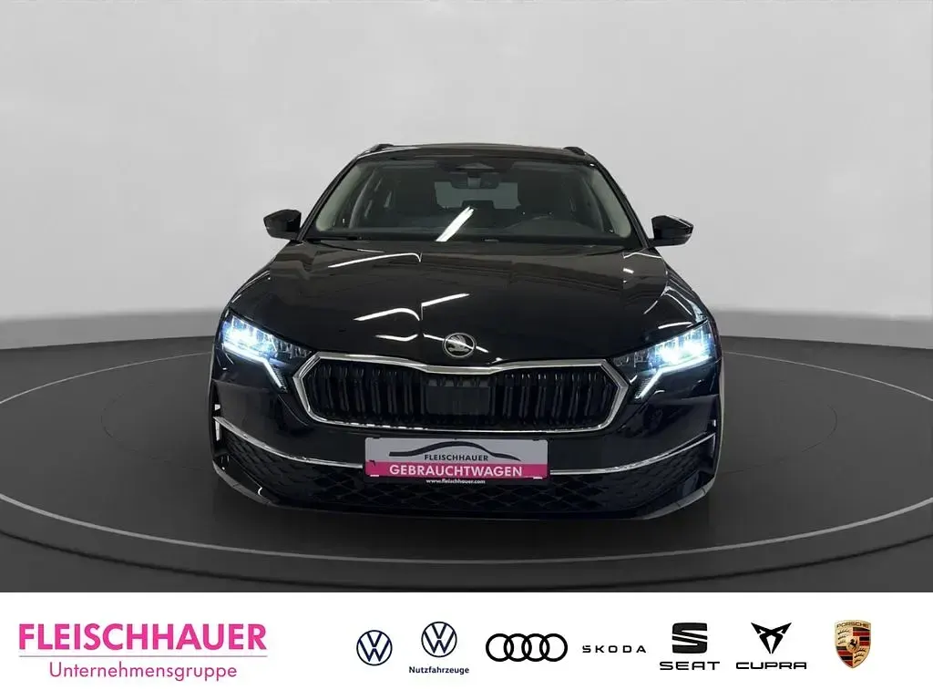 Gebraucht Skoda Octavia Selection 150 PS (110 kW) 2025 Schwarz Kombi