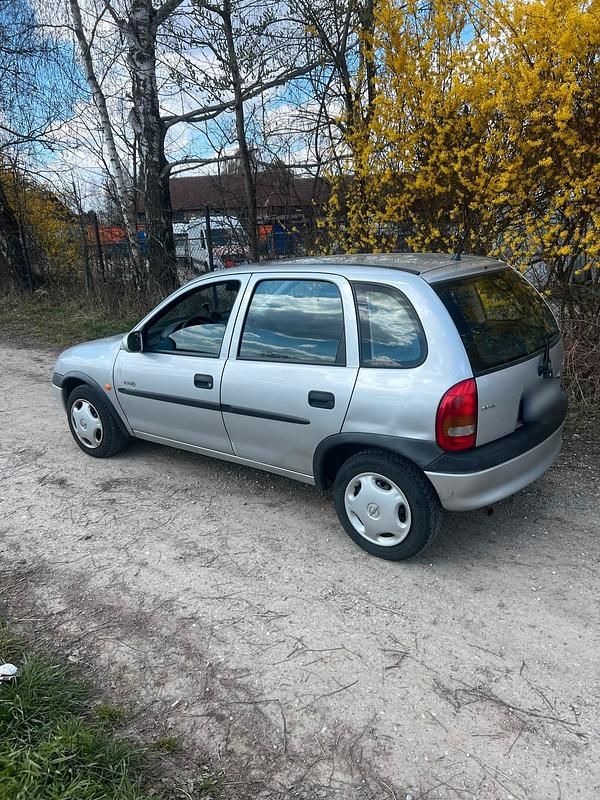 Gebraucht Opel Corsa 66 PS (48 kW) 1999 Grau Limousine
