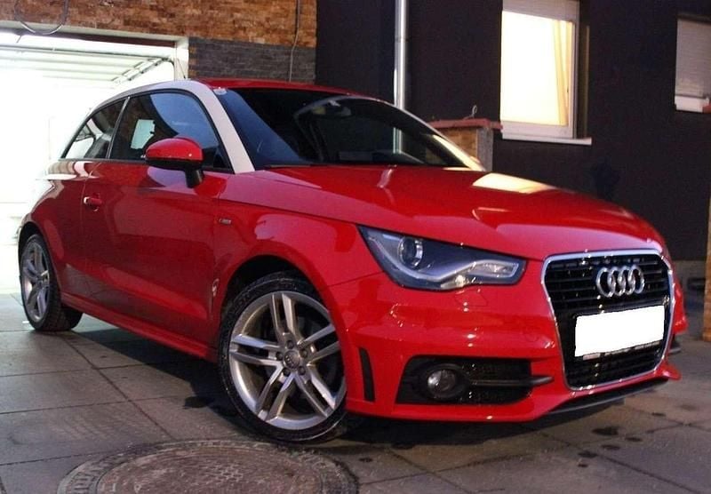 Rot Gebraucht 2011 Audi A1 Ambition Kleinwagen | 9.100 € (Guter Preis) - Bild 1/4