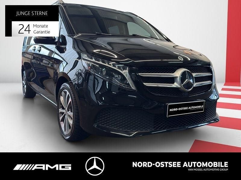 Gebraucht Mercedes V220 Edition 163 PS (119 kW) 2023 Obsidianschwarz metallic Van / Kleinbus
