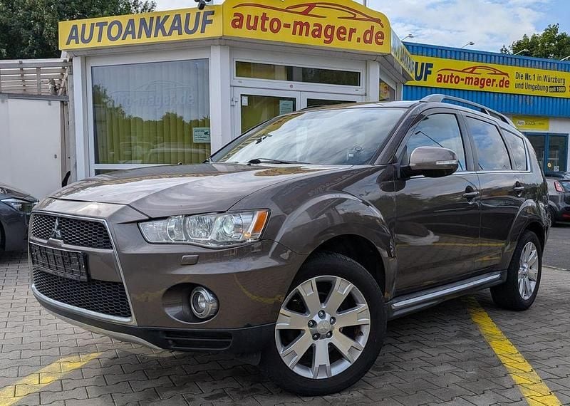 Braun Gebraucht 2011 Mitsubishi Outlander SUV | 4.850 € (Guter Preis) - Bild 1/4