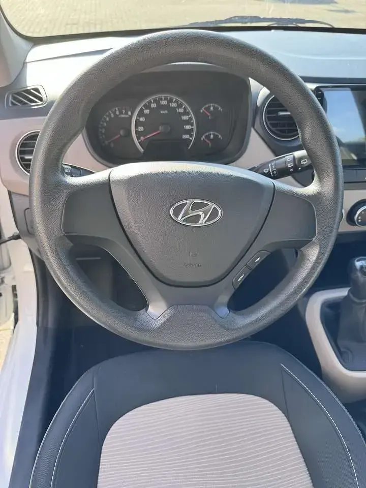 Gebraucht Hyundai i10 Trend 69 PS (50 kW) 2015 Kleinwagen