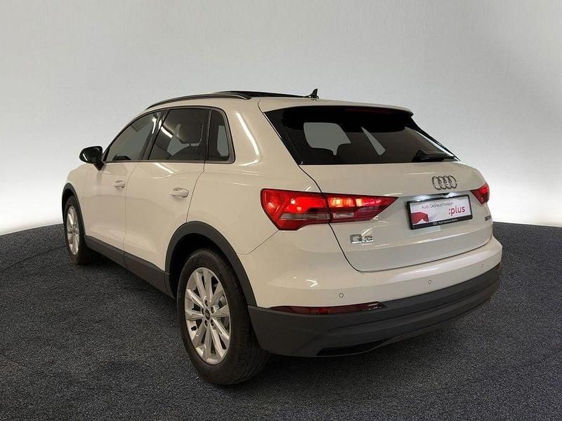Gebraucht Audi Q3 Ambiente 150 PS (110 kW) 2021 Ibisweiß SUV