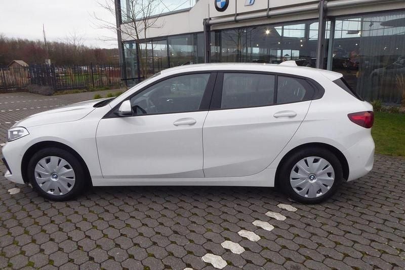 Gebraucht BMW 116 Comfort Edition 109 PS (80 kW) 2022 Weiß Kleinwagen