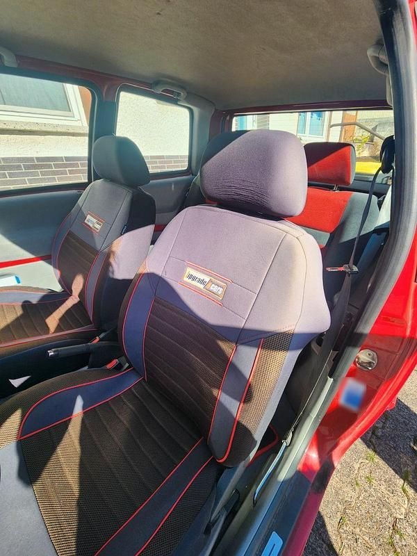 Gebraucht VW Lupo Basis 50 PS (36 kW) 2004 Rot Kleinwagen