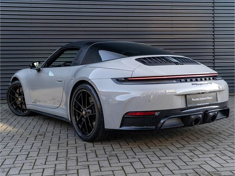 Neu Porsche 911 Targa 4 541 PS (397 kW) 2025 Grau Cabrio