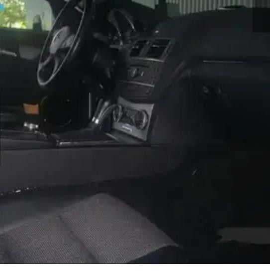 Gebraucht Mercedes C220 Avantgarde 170 PS (125 kW) 2010 Silber Limousine
