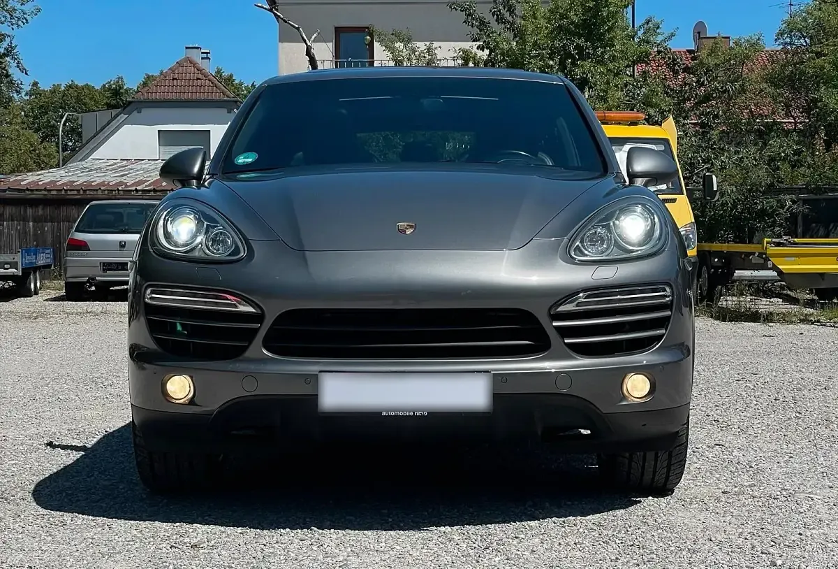 Gebraucht Porsche Cayenne 241 PS (177 kW) 2010 Grau SUV