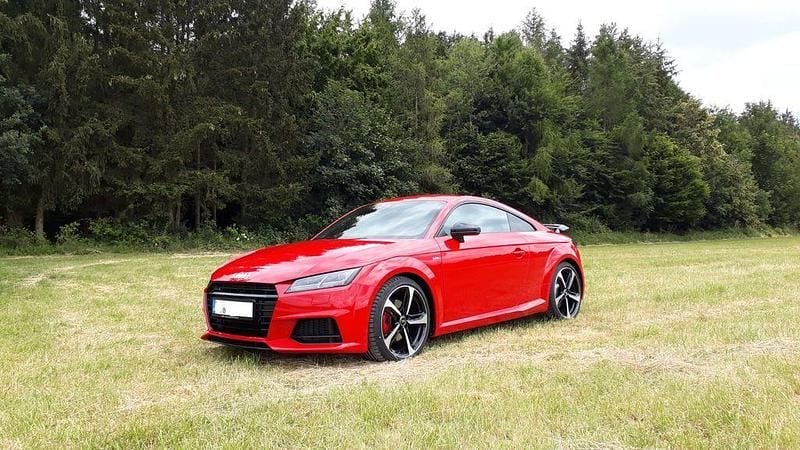 Second-hand Audi TT Competition 230 CP (169 kW) 2017 Roșu Coupe