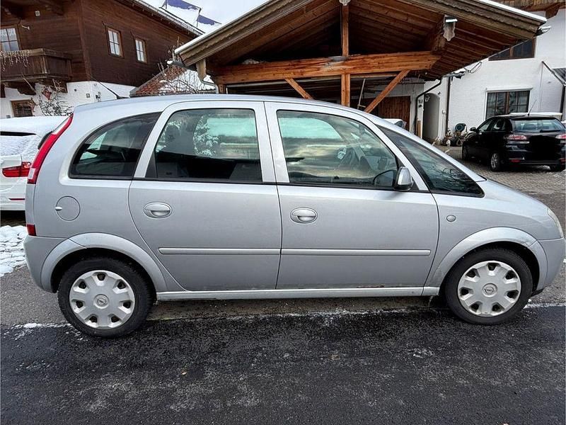 Silber Gebraucht 2006 Opel Meriva Van / Kleinbus | 1.000 € (Superpreis) - Bild 1/4