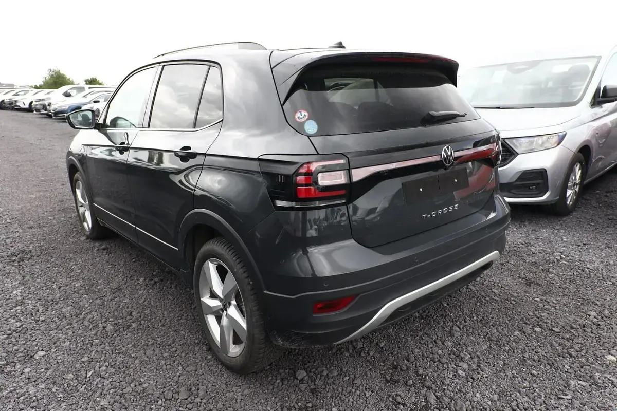 Gebraucht VW T-Cross Style 110 PS (80 kW) 2021 Uranograu SUV