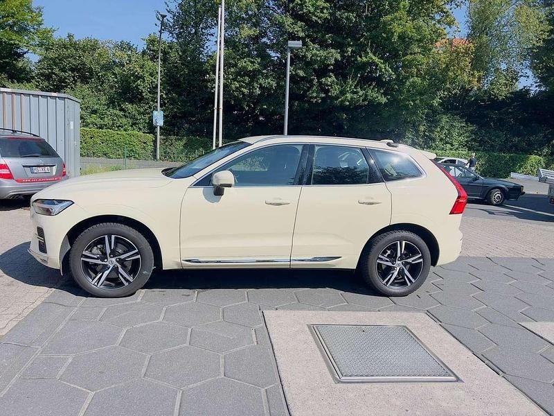 Gebraucht Volvo XC60 197 PS (144 kW) 2022 SUV