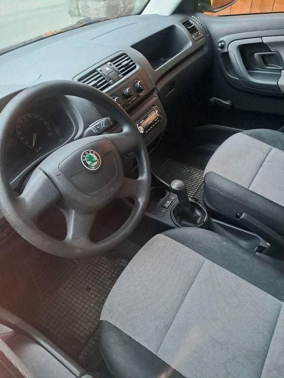 Gebraucht Skoda Fabia 60 PS (44 kW) 2009 Weiß Limousine