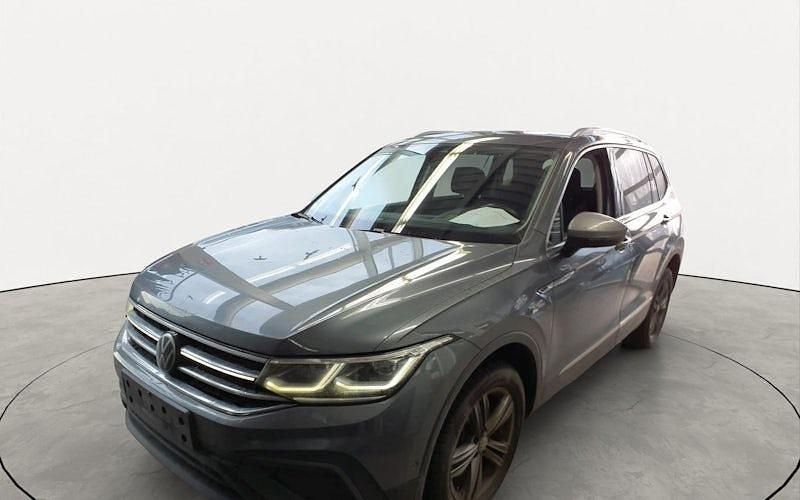 Gebraucht VW Tayron Life 200 PS (147 kW) 2022 Grau SUV