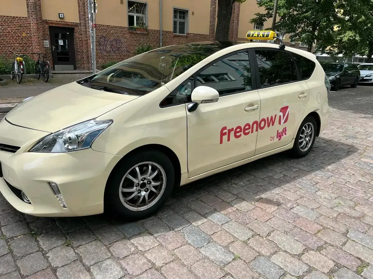 Gebraucht Toyota Prius+ 136 PS (100 kW) 2013 Van / Kleinbus