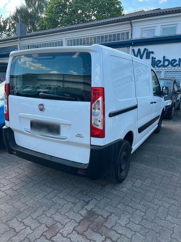 Gebraucht Fiat Scudo 90 PS (66 kW) 2015 Weiß Van