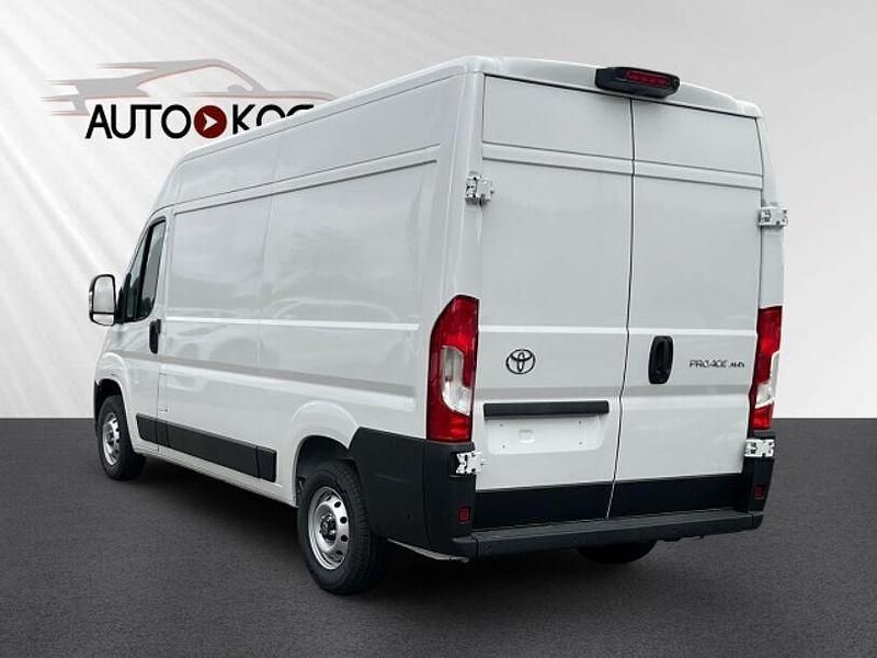 Neu Toyota Proace 140 PS (102 kW) 2025 Weiß Van / Kleinbus