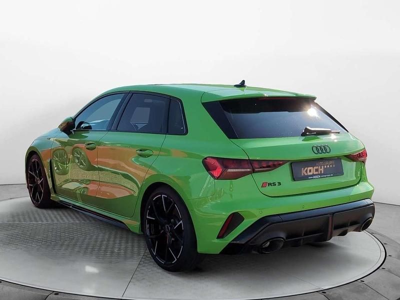 Second-hand Audi RS3 400 CP (294 kW) 2025 Verde Berlinǎ