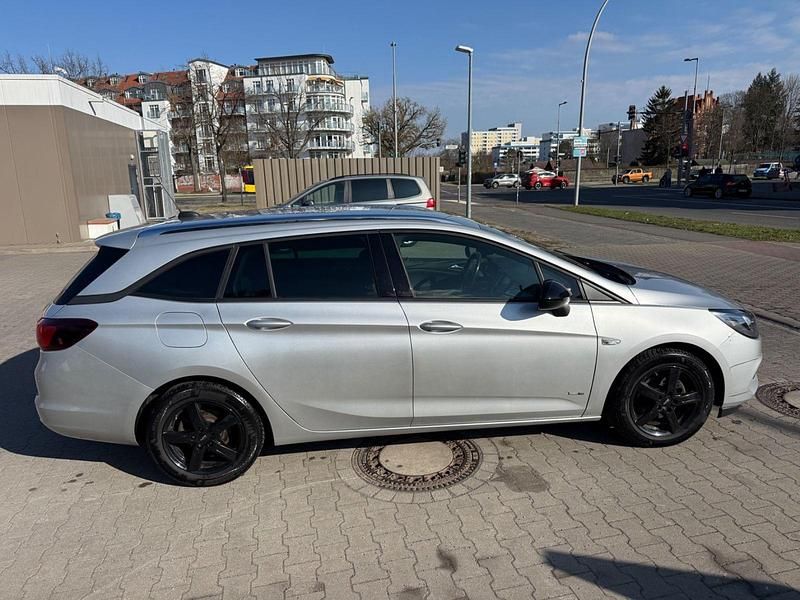 Gebraucht Opel Astra Design & Tech 122 PS (89 kW) 2021 Silber Kombi