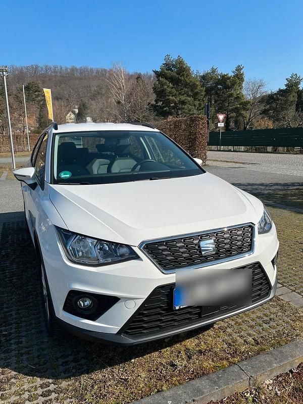 Weiß Gebraucht 2019 Seat Arona SUV | 10.000 € (Fairer Preis) - Bild 1/4