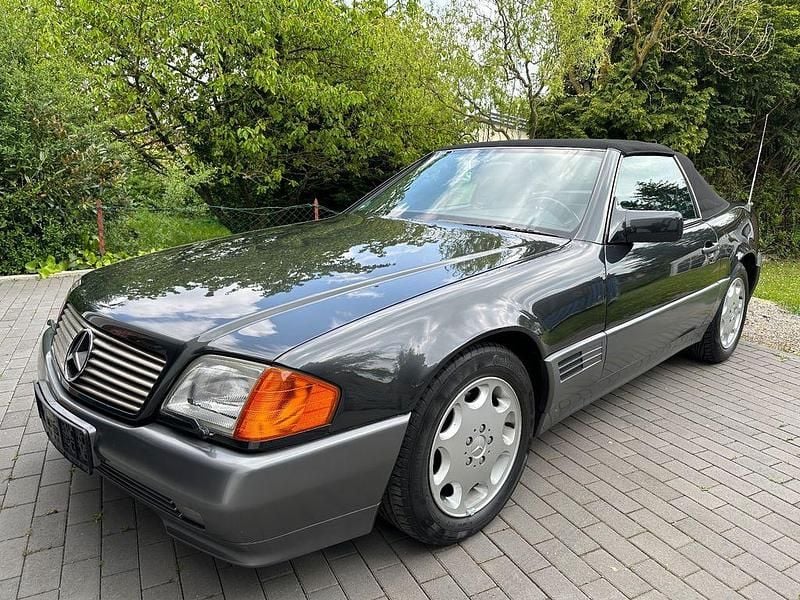 Schwarz Gebraucht 1992 Mercedes SL300 Cabrio | 15.950 € - Bild 1/4
