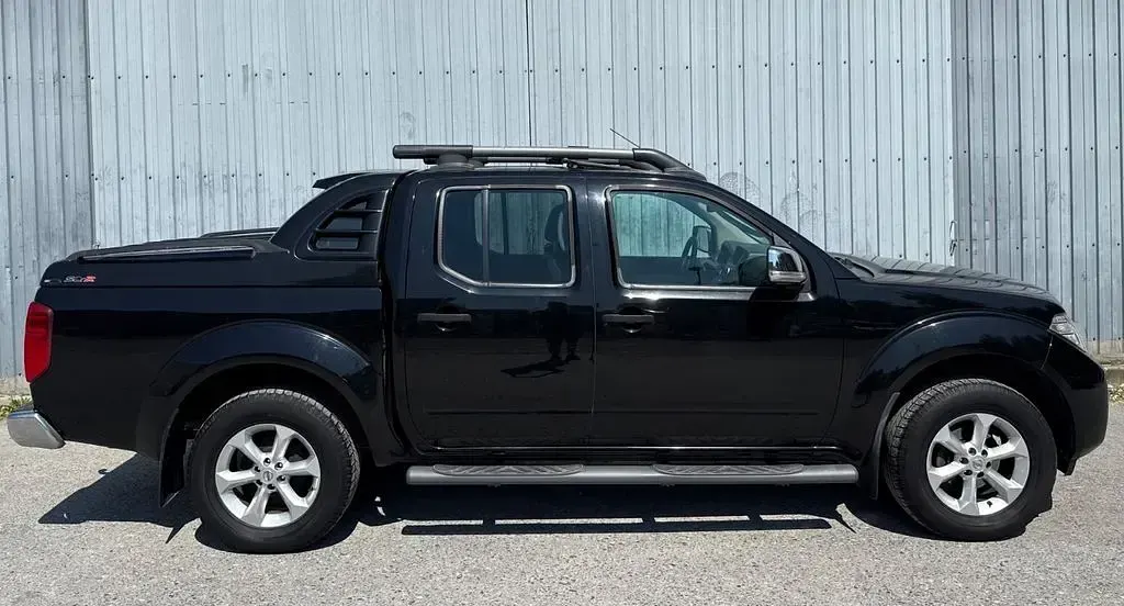 Gebraucht Nissan Navara 190 PS (139 kW) 2012 Schwarz Pickup