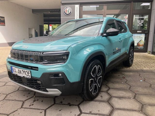 Blau Gebraucht 2023 Jeep Avenger EV Altitude SUV | 27.990 € (Etwas zu teuer) - Bild 1/4