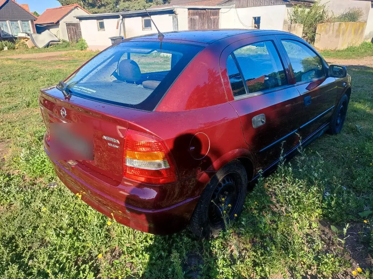 Gebraucht Opel Astra 101 PS (74 kW) 1999 Rot Limousine