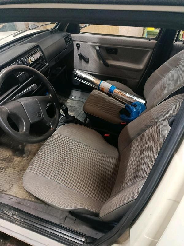 Gebraucht VW Golf II 67 PS (49 kW) 1991 Weiß Kleinwagen