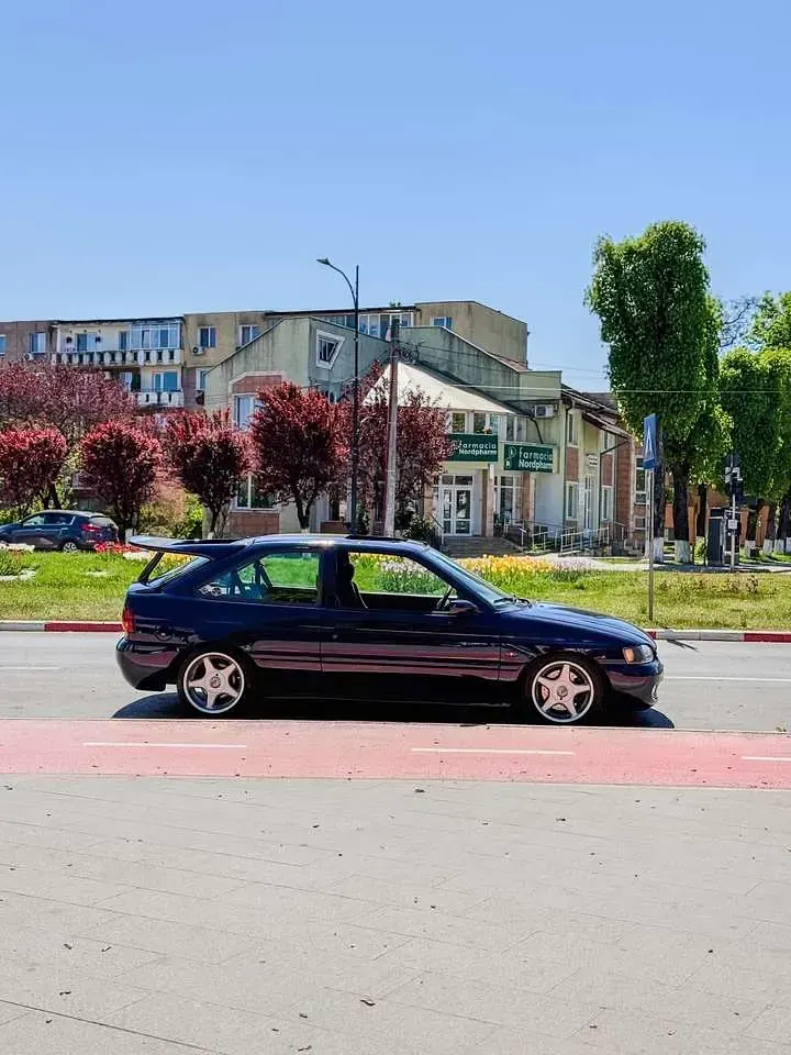 Gebraucht Ford Escort RS 150 PS (110 kW) 1997 Limousine