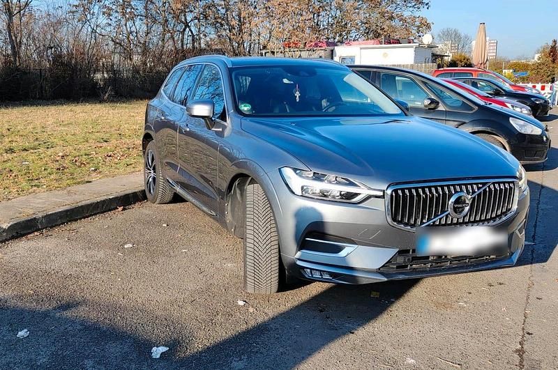 Usado Volvo XC60 254 HP (186 kW) 2017 Cinzento SUV