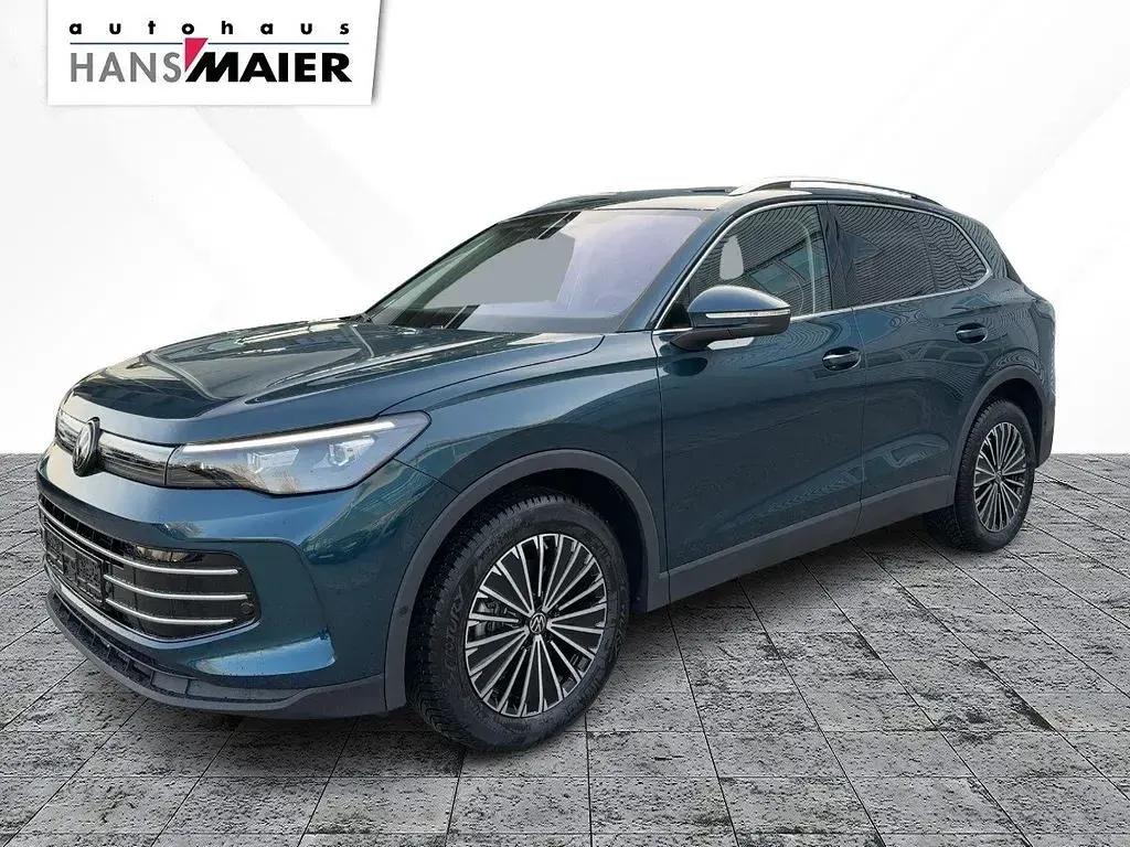 Neu VW Tiguan Elegance 150 PS (110 kW) 2026 Blau SUV
