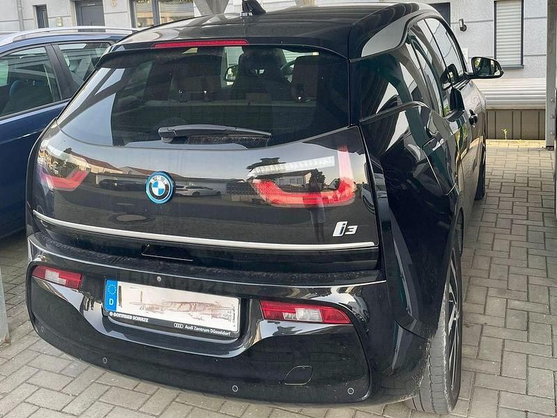 Schwarz Gebraucht 2020 BMW i3 Sport Line Kleinwagen | 17.200 € (Fairer Preis) - Bild 1/4